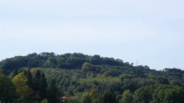 バスク地方の山の中の田園風景 — ストック写真