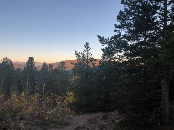 Farbenfrohe Landschaft Aus Bäumen Und Bergen Herbst Golden Gate State — Stockfoto