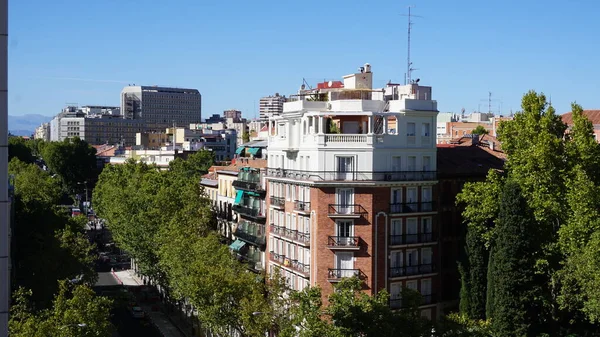 Madrid Spanya Eylül 2020 Madrid Merkezinde Büyük Bir Terası Olan — Stok fotoğraf
