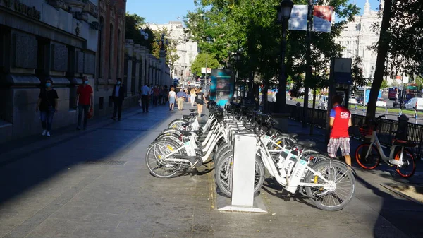 Madrid Espagne Septembre 2020 Location Vélos Électriques Madrid — Photo