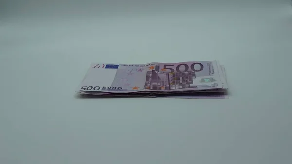 Stoh 500 Eurobankovek Bankovky Evropské Měně Izolované Bílém Pozadí Uzavřete — Stock fotografie