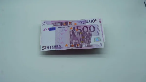 Stapel Van 500 Euro Biljetten Witte Achtergrond Geïsoleerde Bankbiljetten Van — Stockfoto