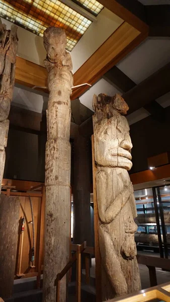 Ketchikan, Alaska, ABD, 27 Mayıs 2020: Antik Hint totemleri