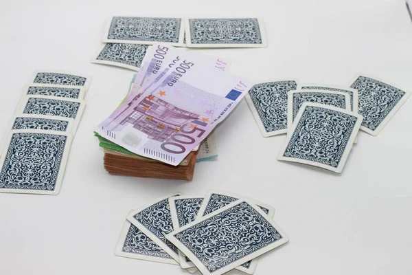 Metaal Geld Blauwe Speelkaarten Gokken Concept — Stockfoto