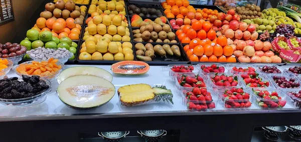 Donostia San Sebastian Pais Vasco Spanje November 2020 Fruit Koop — Stockfoto