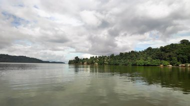 Afrika 'daki Sao Tome ve Principe kıyılarının manzarası.