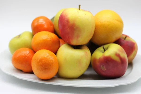 Tray Assorted Colorful Fruits Isolated White Background — Stock Photo, Image