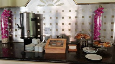 Restoranın içinde.