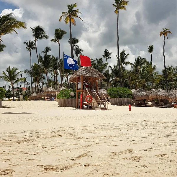 Playa Punta Cana República Dominicana Agosto 2019 Puesto Salvavidas Playa — Foto de Stock