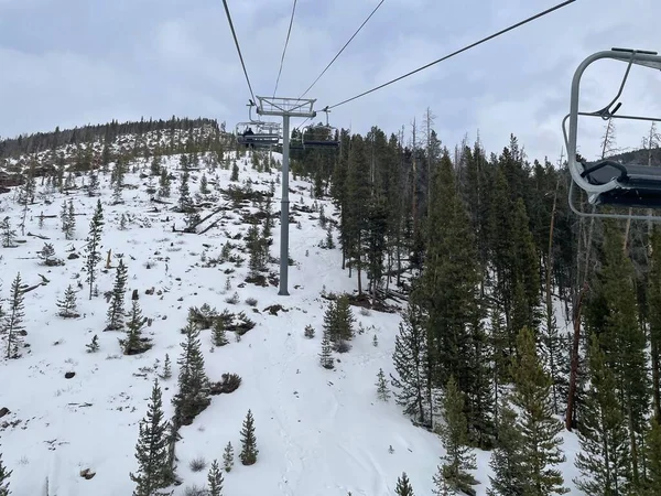 Chairlift Cenário Com Esquiador Keystone Ski Resort Colorado Eua Janeiro — Fotografia de Stock