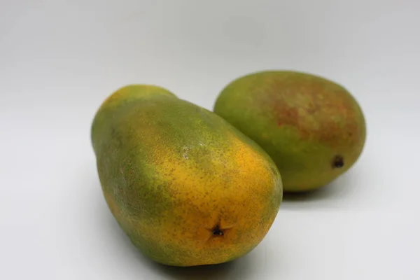 Heerlijke Papaja Rijpe Mango Vruchten Witte Achtergrond Gezond Eten — Stockfoto