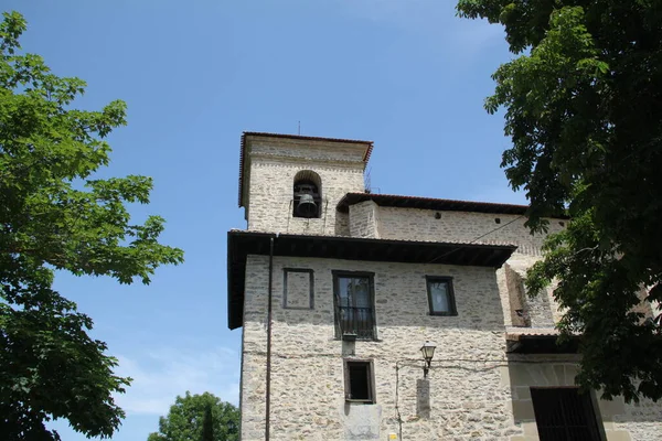 Campanile Della Chiesa Della Città Mendoza Alava Paesi Baschi Spagna — Foto Stock