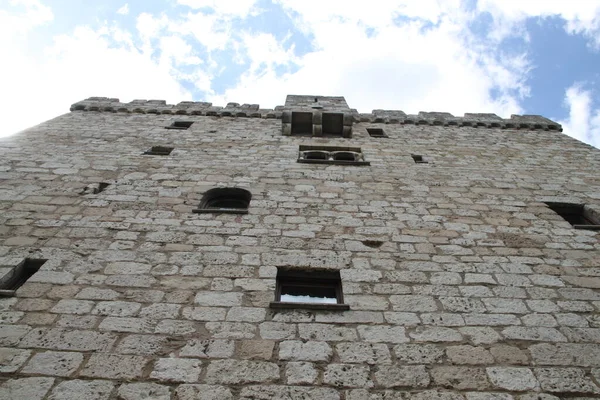 Vista Uma Antiga Torre Pedra Burgos — Fotografia de Stock