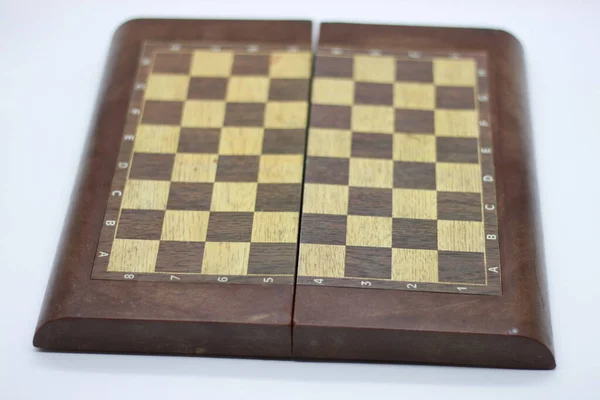 Αναδιπλούμενη Σκακιέρα Που Μετατρέπεται Κουτί Αποθήκευσης Κομματιών Σκακιού — Φωτογραφία Αρχείου