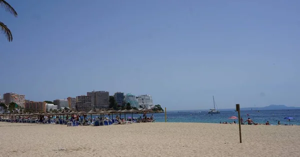 Magaluf Majorka Baleary Hiszpania Lipca 2021 Krajobraz Plaży Magaluf Zatoce — Zdjęcie stockowe