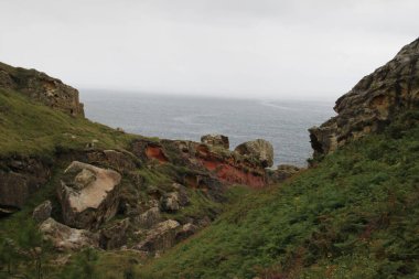 Labetxu, Gipuzkoa, İspanya 'daki Jaizkibel Dağı' nın renkli vadisi.