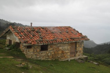 Bask Bölgesi 'ndeki Jaizkibel Dağı' nda Çobanların Borda 'sı