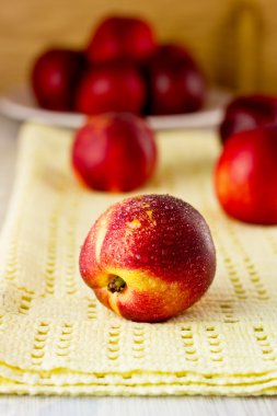 NEKTARİN, seçici odak