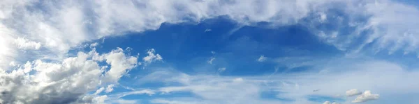 Cielo Panoramico Con Nuvole Una Giornata Sole Bella Nube Cirri — Foto Stock