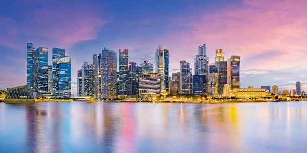 Singapore Finansdistrikt Skyline Vid Marina Bay Skymningen Tid Singapore Stad — Stockfoto