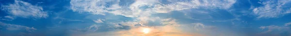 Δραματικός Ουρανός Πανόραμα Σύννεφο Κατά Την Ανατολή Και Ηλιοβασίλεμα Πανοραμική — Φωτογραφία Αρχείου