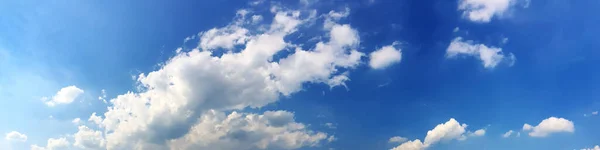 Cielo Panorámico Con Nube Día Soleado Hermosa Nube Cirros — Foto de Stock