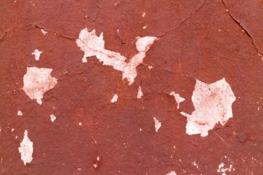 kırmızı boyalı duvar