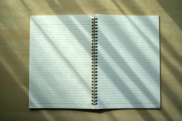 Blank Zwykły Notebook Top View Blank Koncepcja Tła Dla Makiety — Zdjęcie stockowe