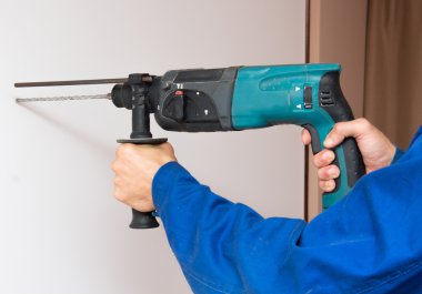 Duvar perforator işlem tarafından sıkıcı