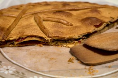 Galiçya turtası: Bu vejetaryen, ama et, deniz ürünleri veya balıklardan yapılabilir..