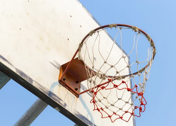 Vieux panier de basket — Photo