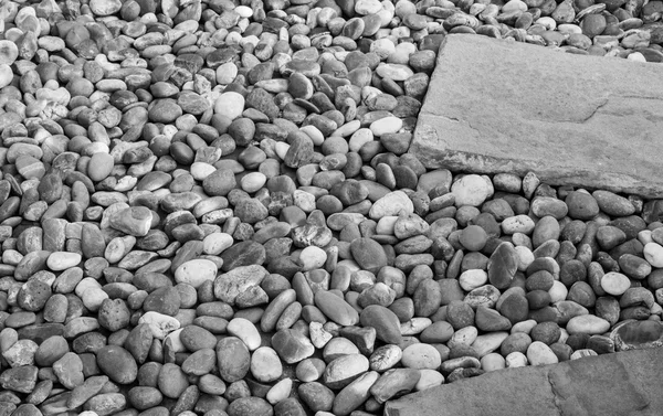gravel stone, black and white