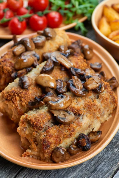 nağmeleme domuz kavrulmuş mantar ve patates