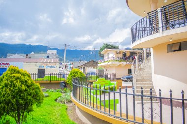 Güneşli insanlar olmadan Cajola Parkı