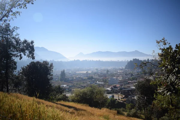 Panorámás Táj Cajola Város Hegyek Völgy Vulkán Távolban — Stock Fotó