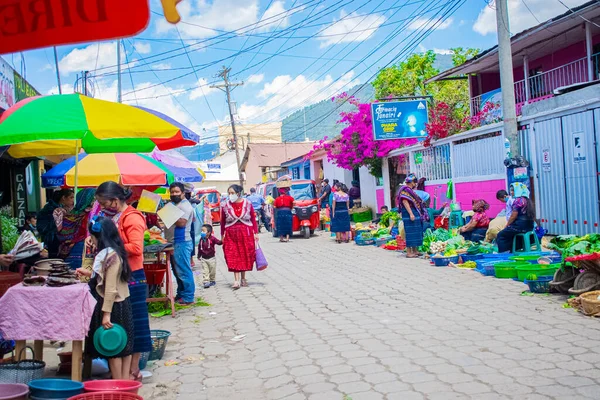 Mercado Medio Pandemia Covid Cajola Con Las Mujeres Con Una — Foto de Stock