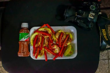 Kalıplı siyah arkaplan ile shank sapı