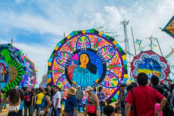 Maya kadın figürleri, sumpango, sacatepesquez, guatemala, 1 Kasım 2018