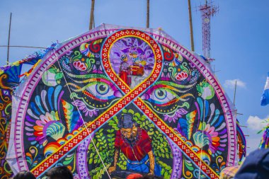 Porselen kağıttan yapılmış güzel büyük fıçı.