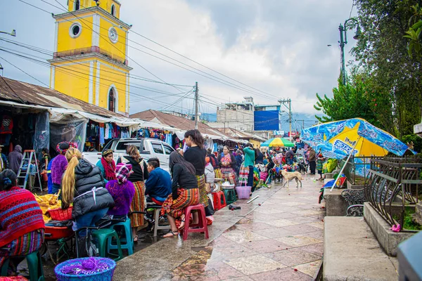 Mujeres Indígenas Mayas Vendiendo Mercado Con Ropa Típica San Juan — Foto de Stock