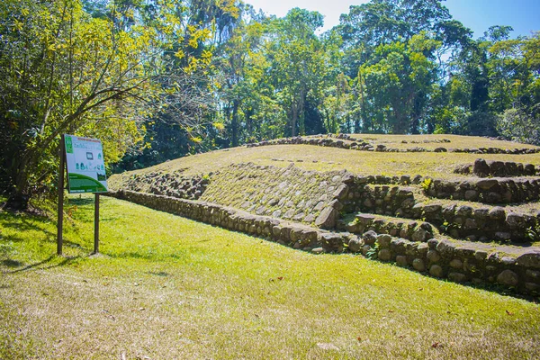 Hermoso Paisaje Árboles Alrededor Arquitectura Geológica Maya — Foto de Stock