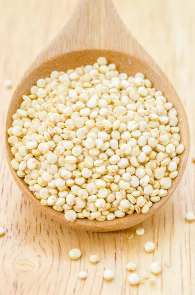 Nyers szerves Quinoa Seeds. — Stock Fotó