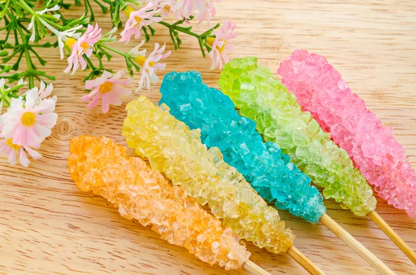 Sok színes cukor a crystal candy. — Stock Fotó