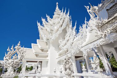 Wat Rong Khun, nam-ı diğer Beyaz Tapınak, Chiang Rai, Tayland.