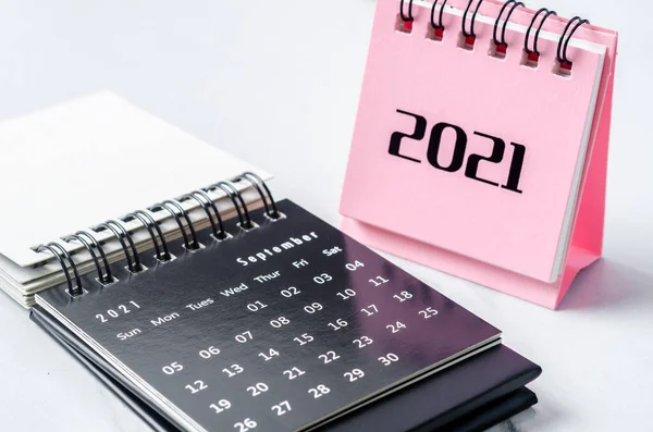 Nahaufnahme Mini Kalender September 2021 Auf Dem Tisch — Stockfoto