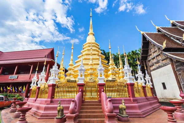 Pagoda Dorada Wat Pan Tao Chiang Mai Tailandia —  Fotos de Stock