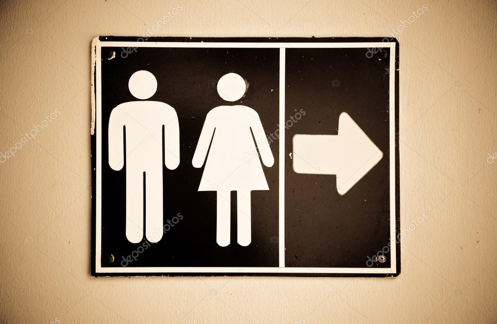 el viejo cartel de baño público — Foto de stock © gamjai #52271653