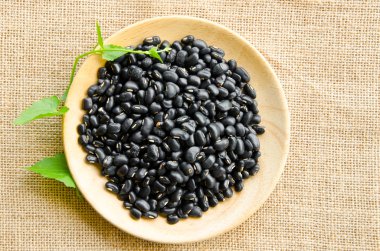 Black Eyed Peas ve yaprak