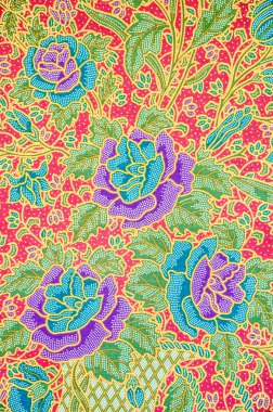 Geleneksel giysiler için desen katmak batik