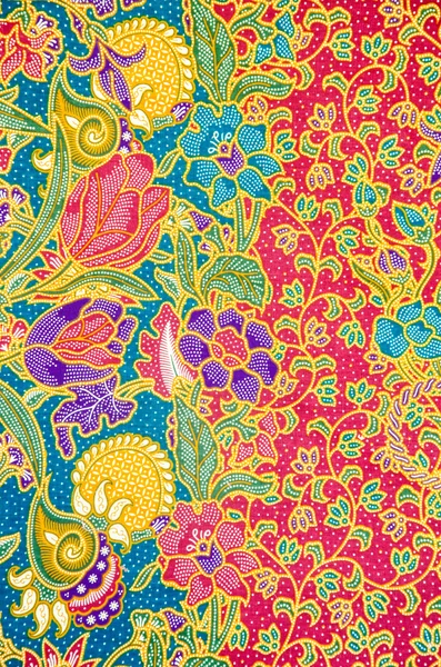 Batik desen, geleneksel Tay tarzı